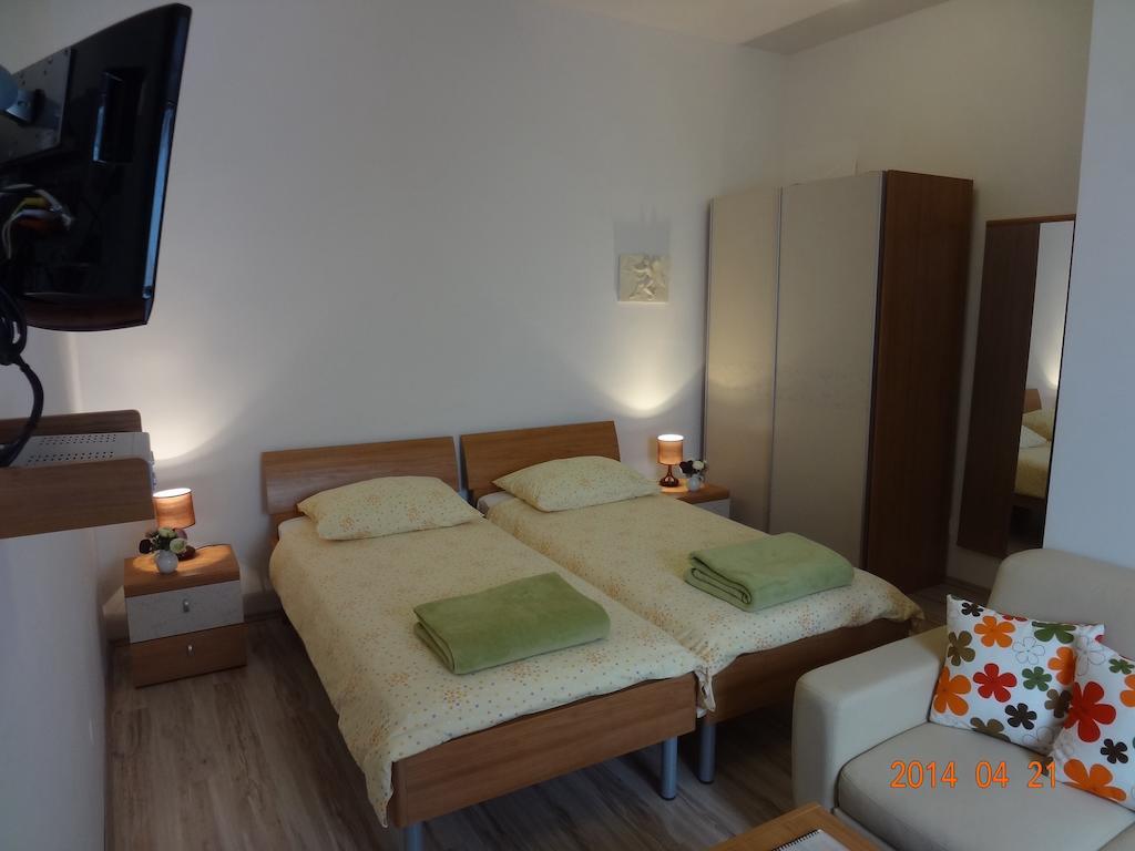 Room Mira Trogir Chambre photo